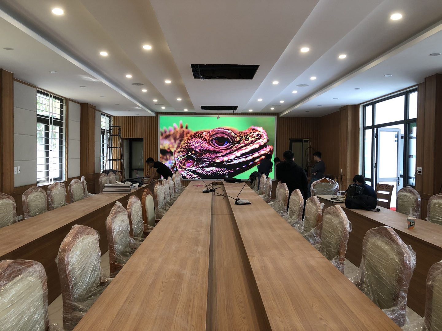 man-hinh-led-p2-indoor-1-2-1440x1080-1